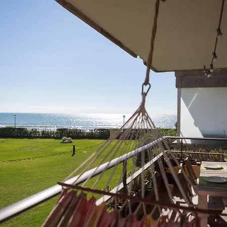 Gavamar Castelldefels Beachfront Apartment- Direct Access To The Beach